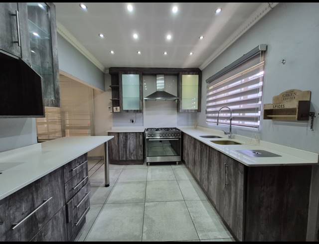 3 BEDROOM HOUSE FOR SALE IN COMET